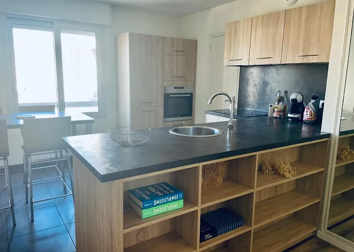 Apartment T3, Dernier Etage, Vue Degagee *